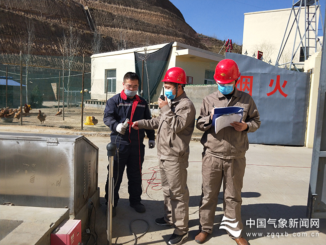 陕西省米脂县气象局对易燃易爆场所香蕉视频IOS在线观看安全检查现场